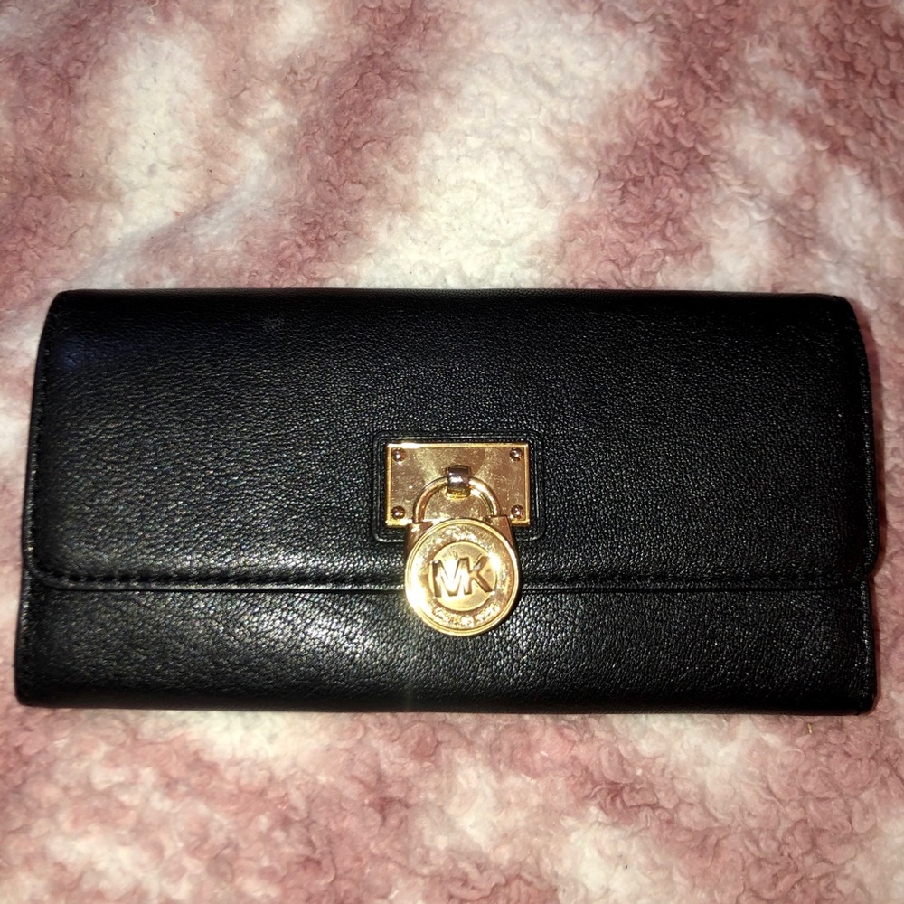 COPY - Michael Kors Tri-Fold Leather Wallet